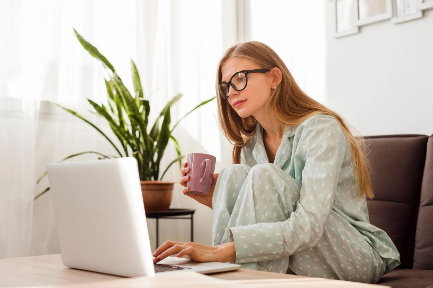 Real-time market calendar updates and event notifications